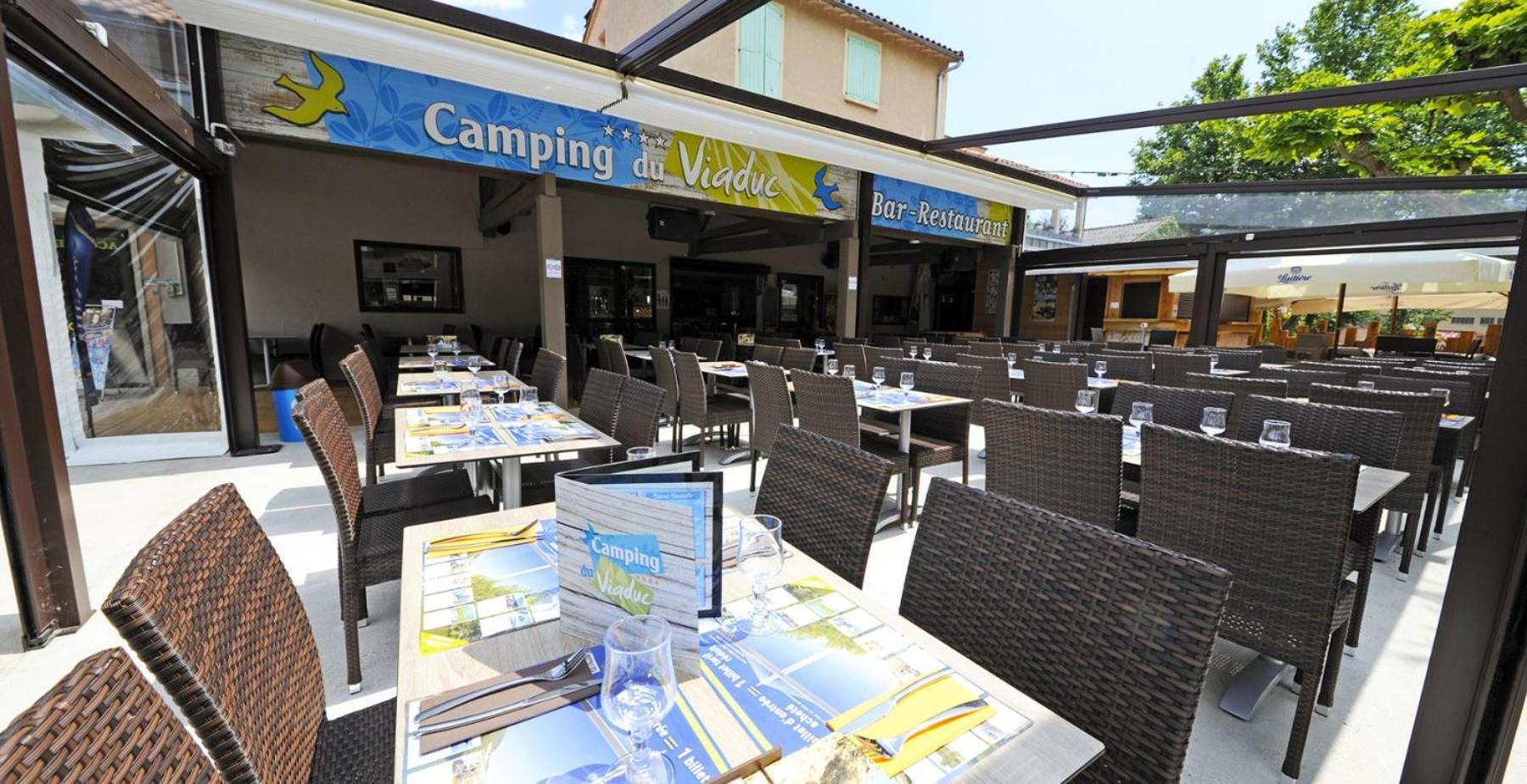 Mobil Home Xxl 4 Chambres - Camping Le Viaduc Millau Exterior foto