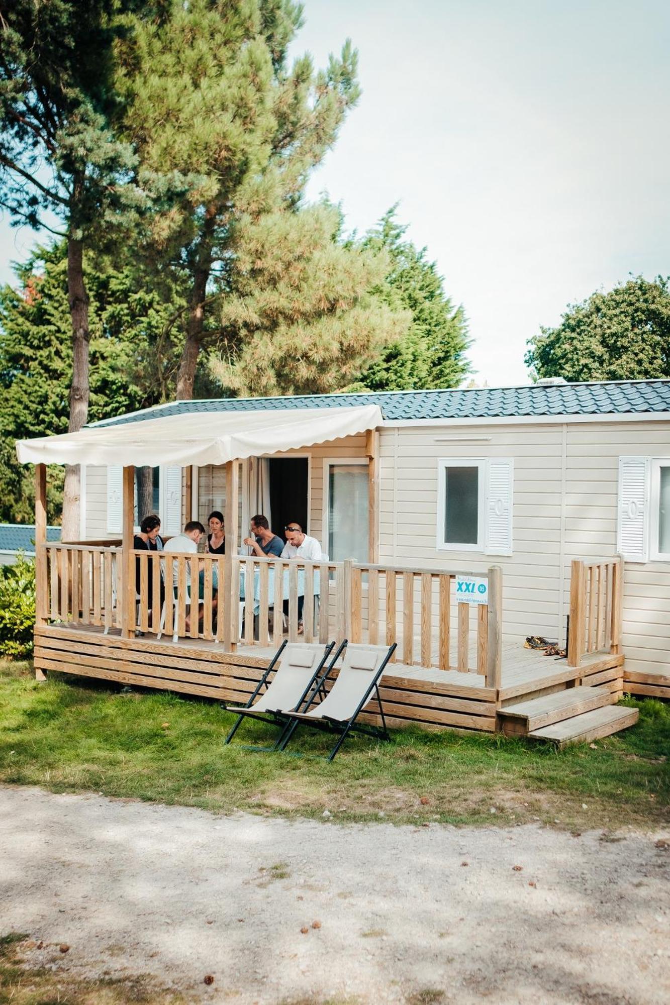 Mobil Home Xxl 4 Chambres - Camping Le Viaduc Millau Exterior foto