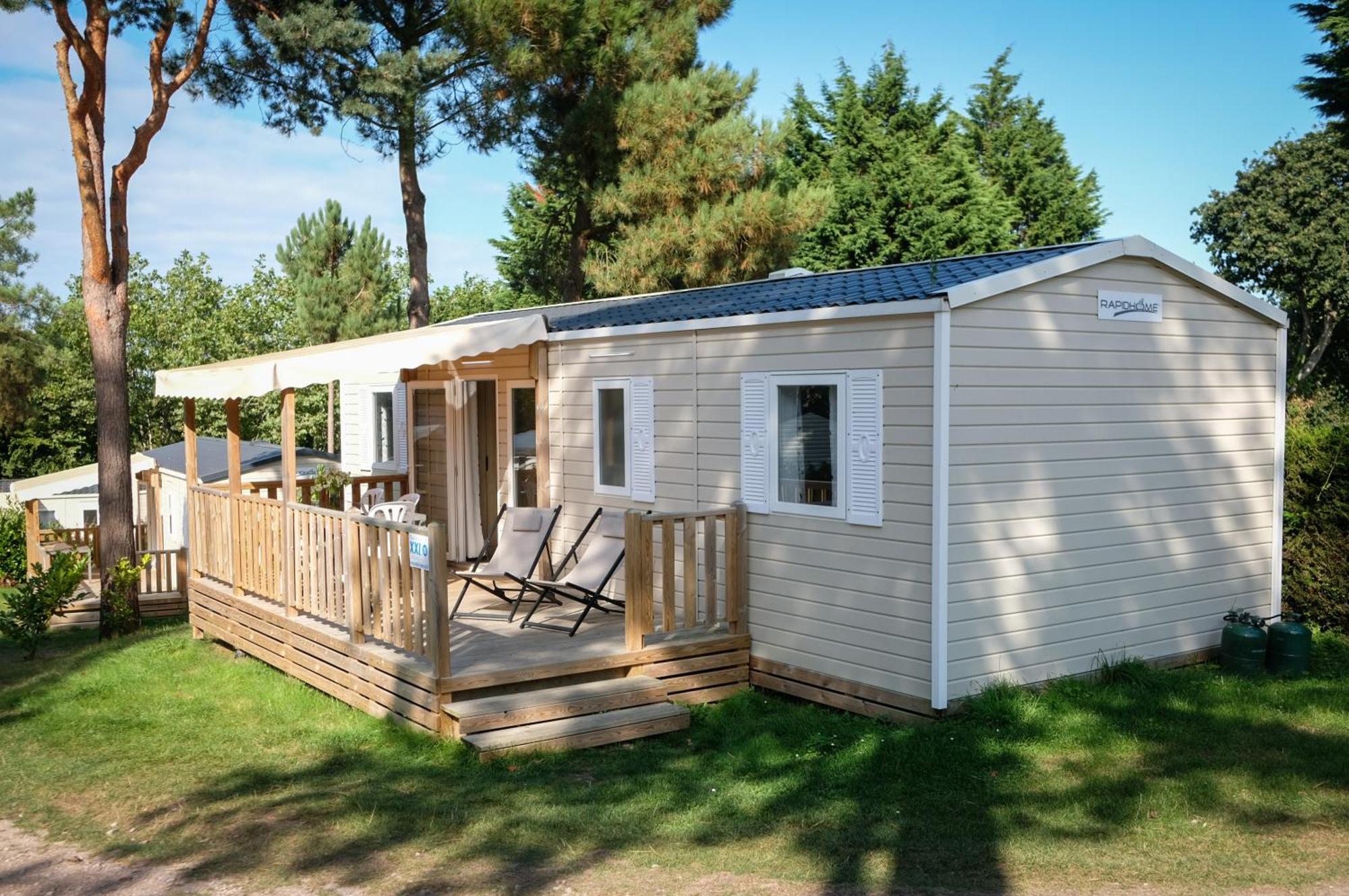 Mobil Home Xxl 4 Chambres - Camping Le Viaduc Millau Exterior foto